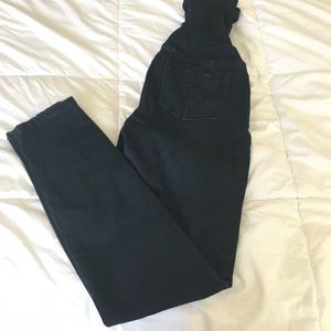 Maternity skinny jeans